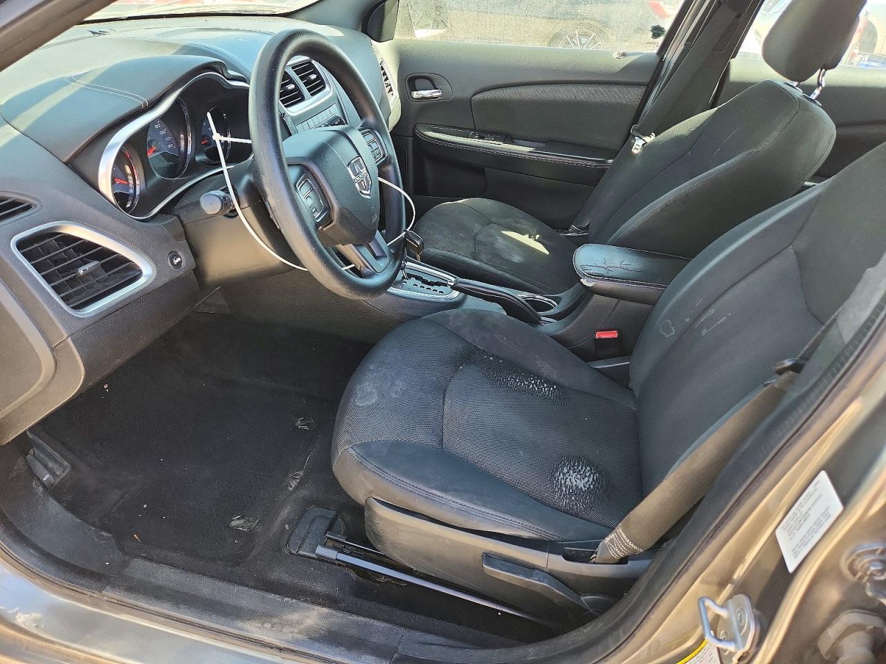 2013 Dodge Avenger se