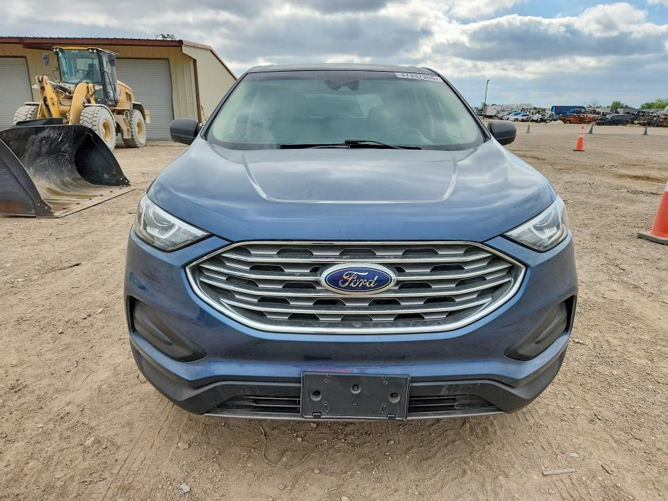2019 Ford Edge se