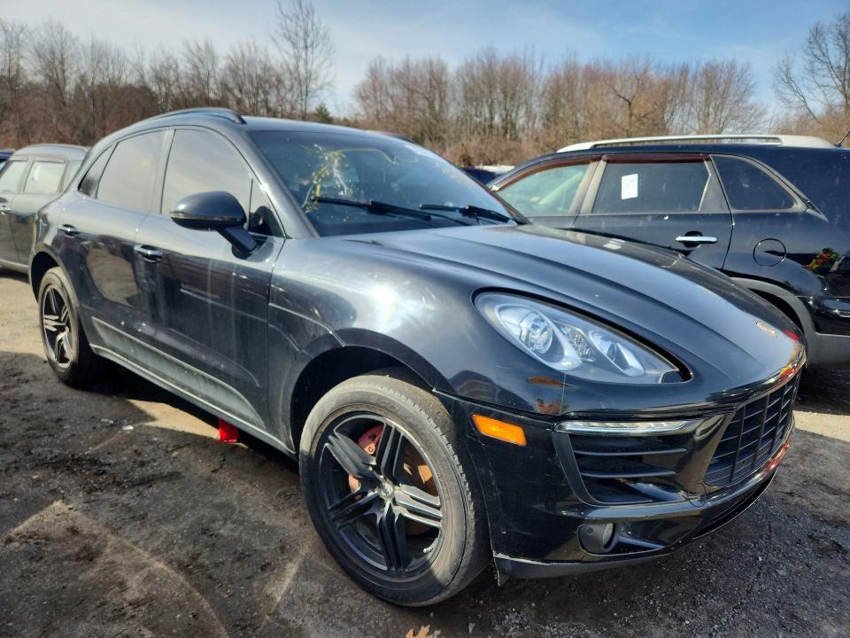 2015 Porsche Macan s