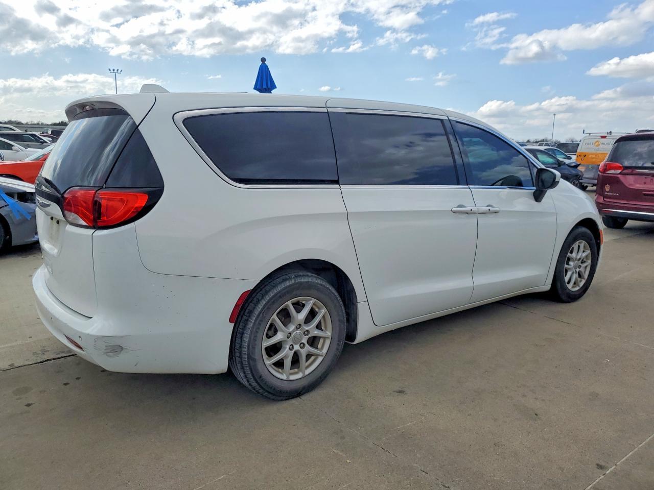 2017 Chrysler Pacifica Touring