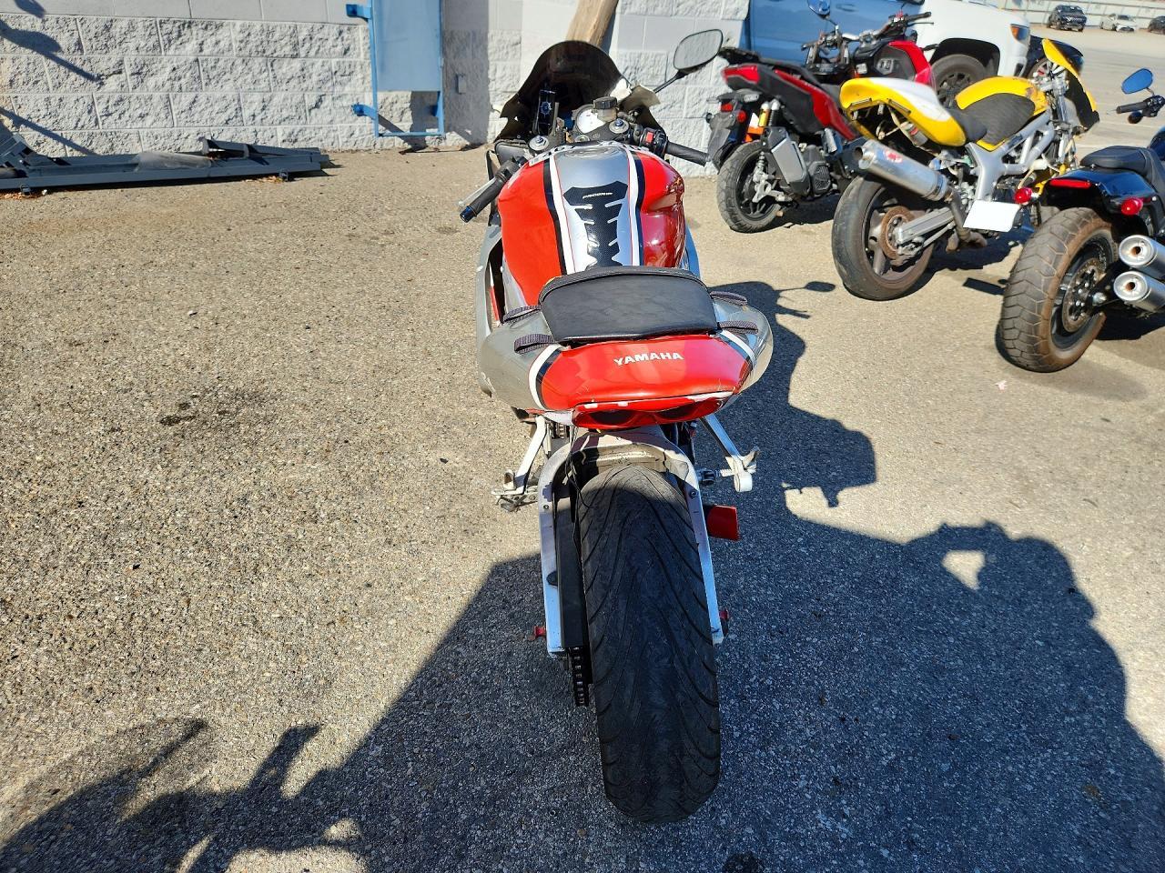 2001 Yamaha YZFR1