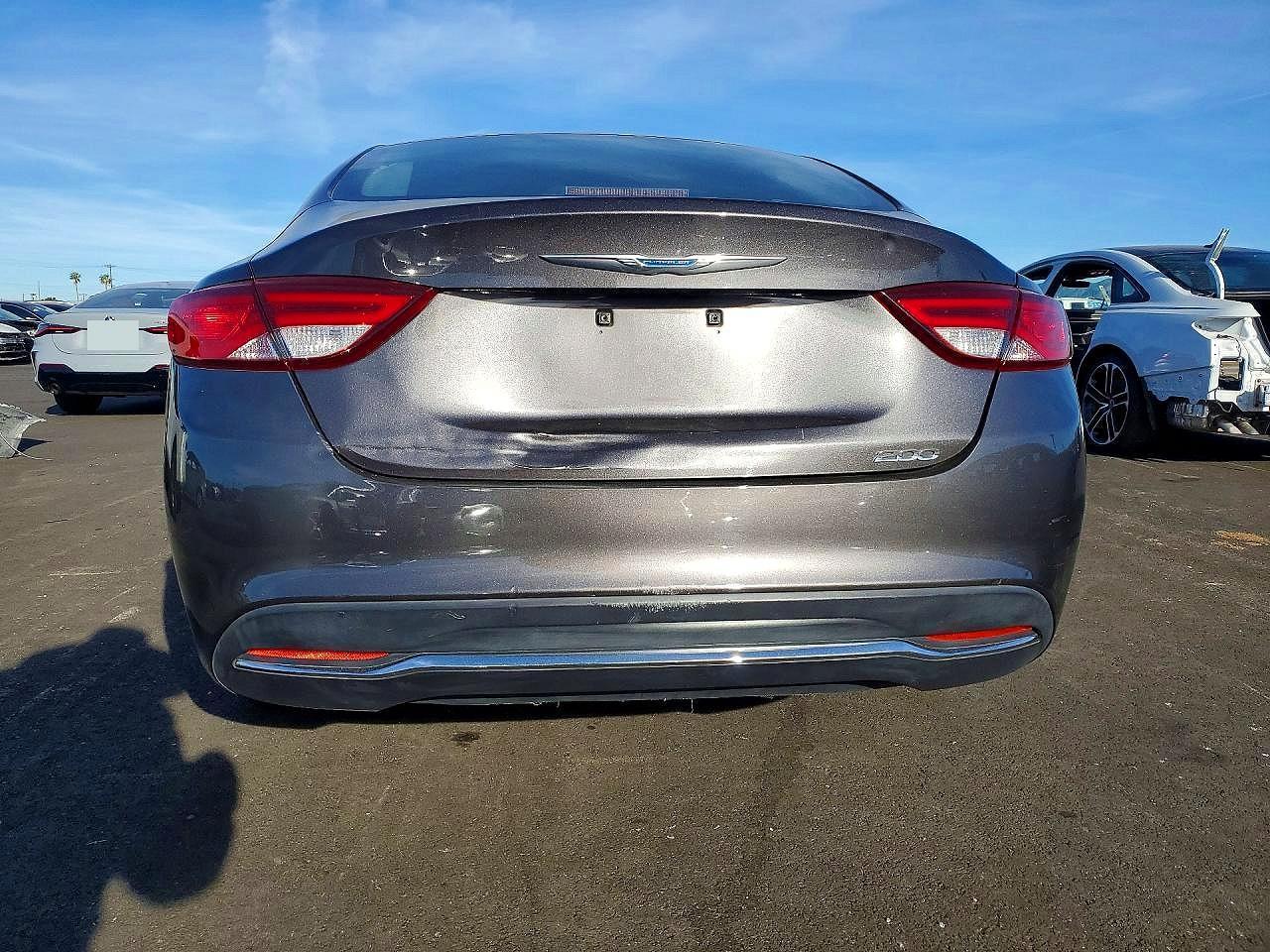 2015 Chrysler 200 Limited