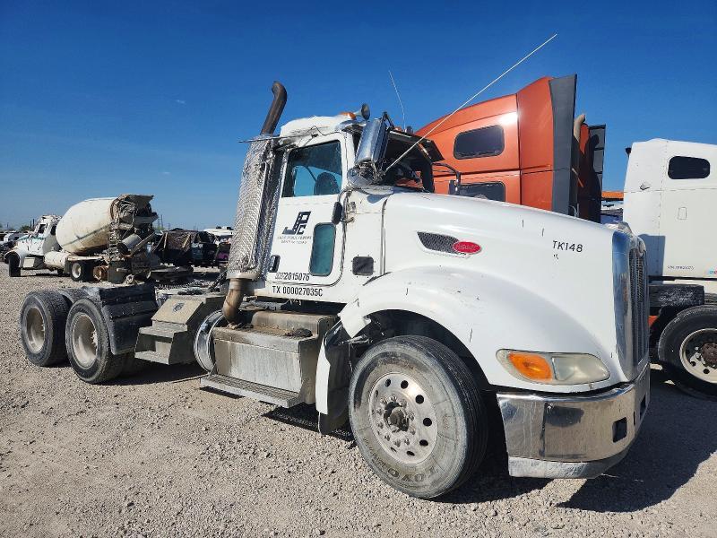 2012 Peterbilt 386 Semi Truck