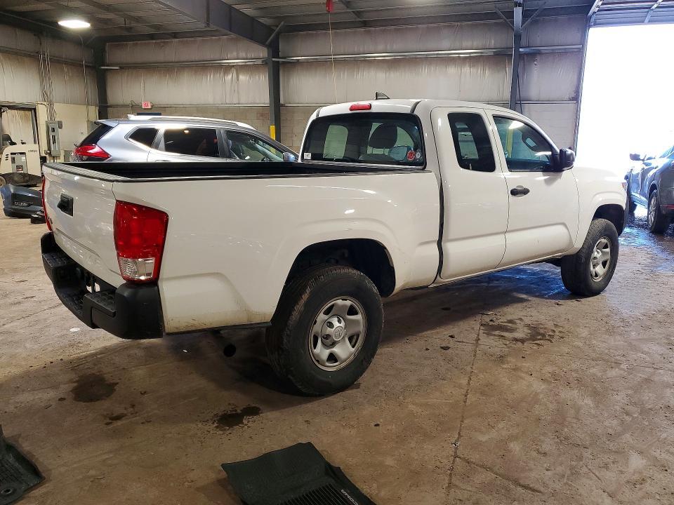 2017 Toyota Tacoma SR