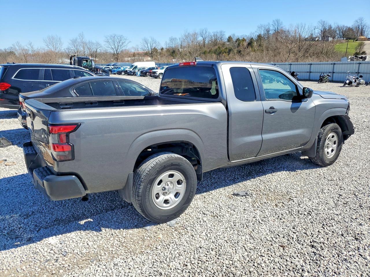 2023 Nissan Frontier S
