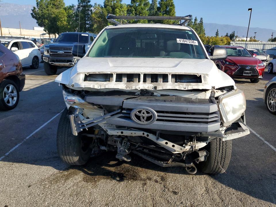 2015 Toyota Tundra SR5