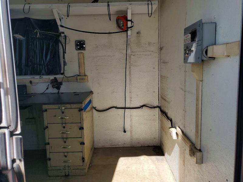 2000 Pelsue Fist 11 Fiber Optic Splicing Trailer