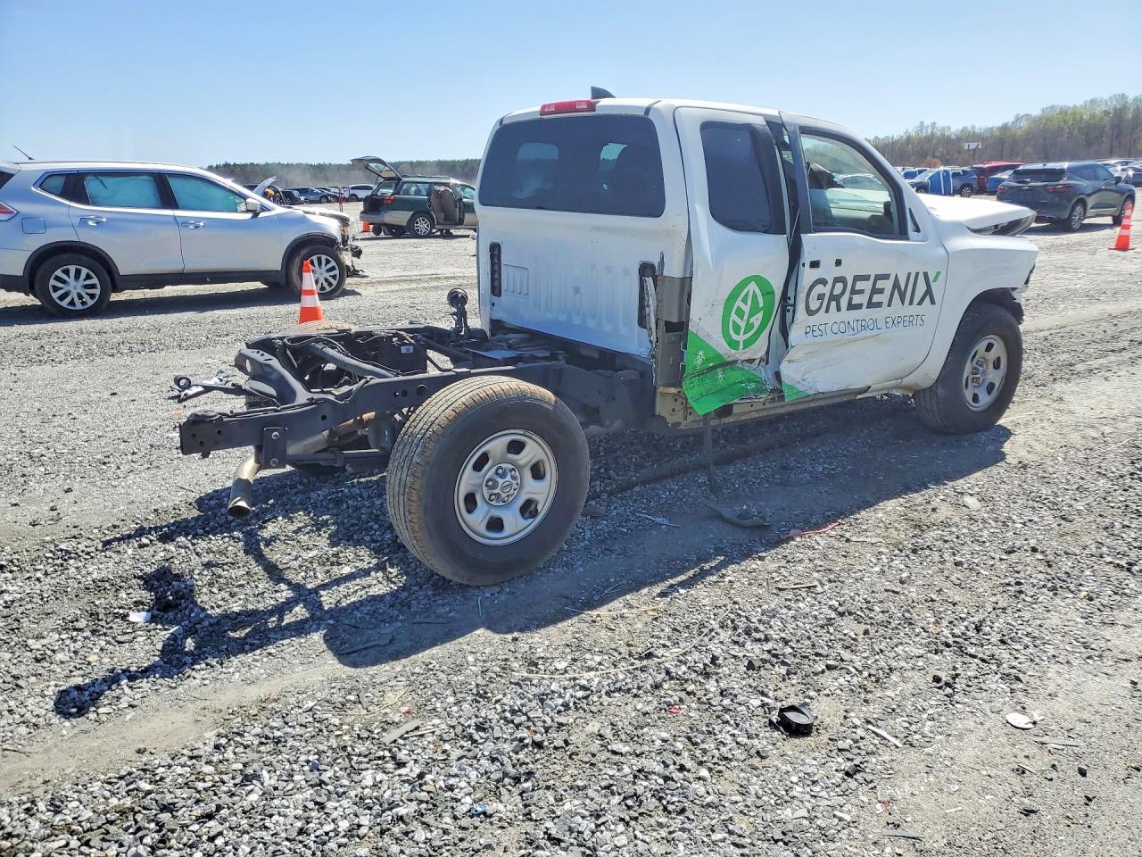 2022 Nissan Frontier S