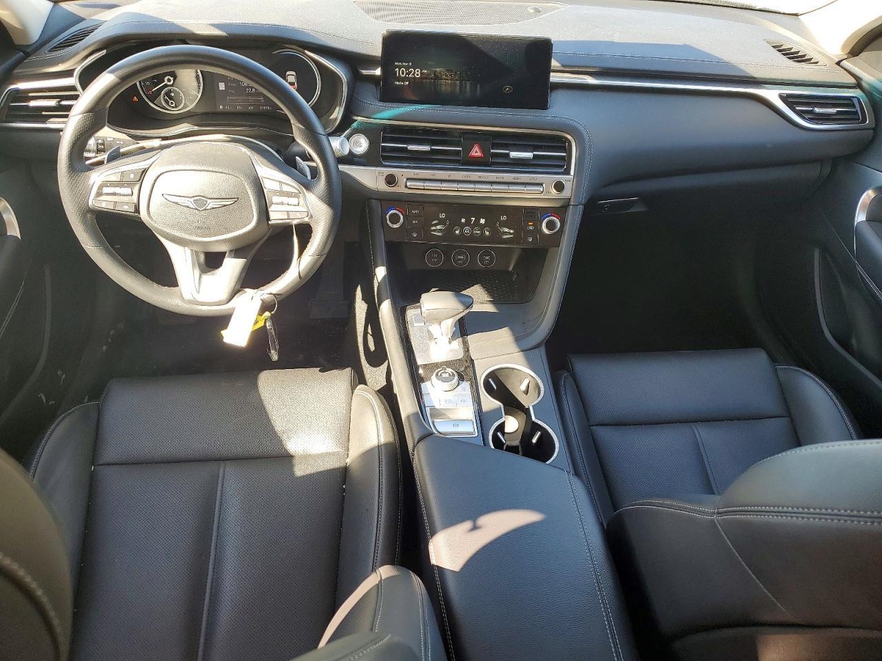 2025 Genesis G70 2.5t Standard