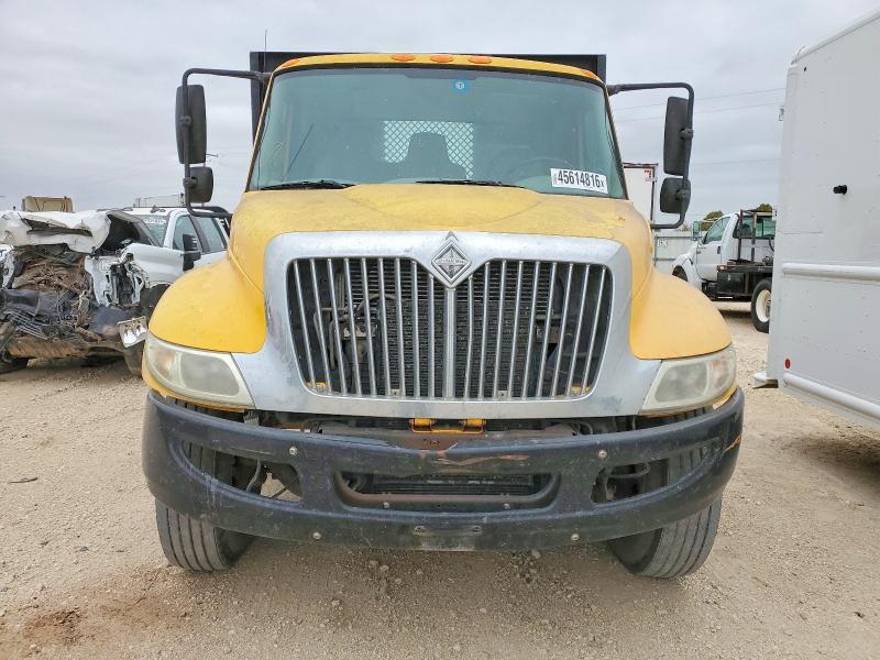 2007 International 4300 Flatbed Truck