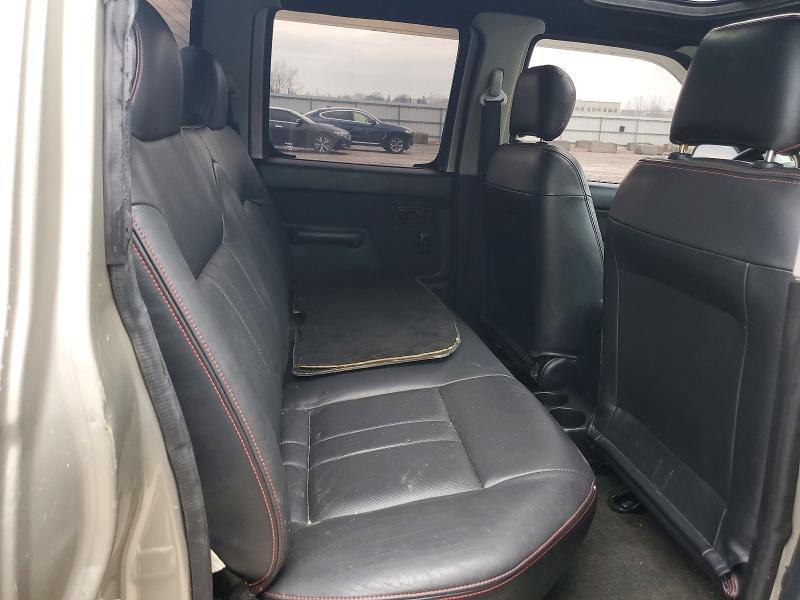 2001 Nissan Frontier SC
