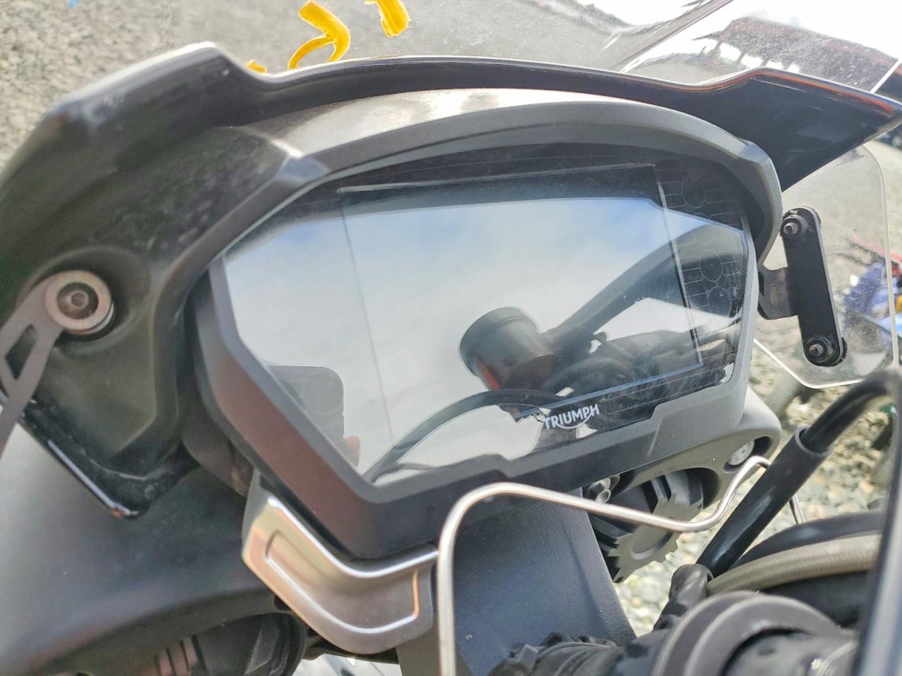 2019 Triumph Street Triple R