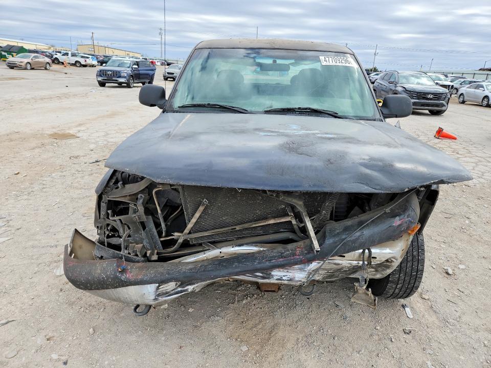 2002 GMC New Sierra C1500