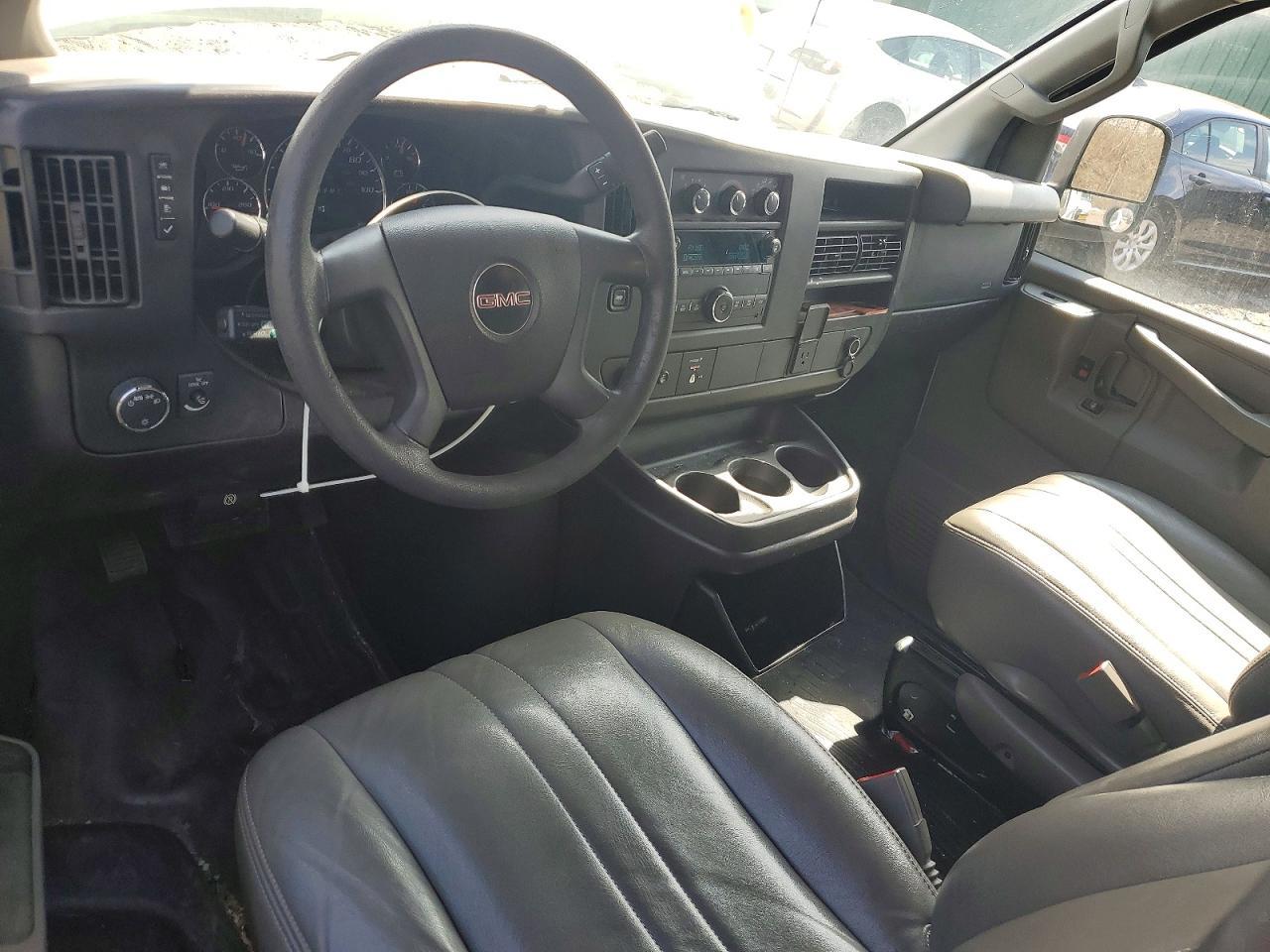 2017 GMC Savana G2500