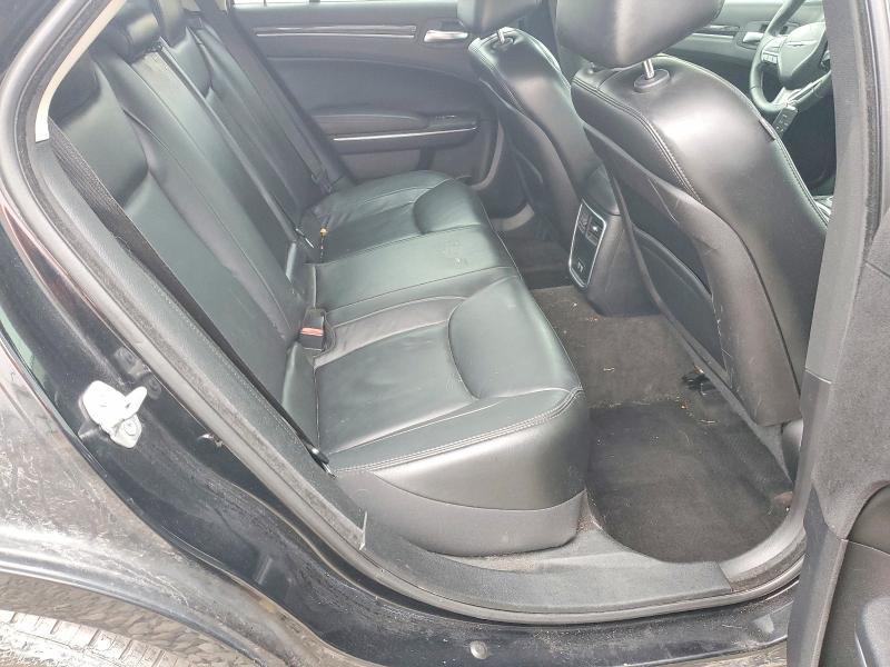 2016 Chrysler 300 Limited