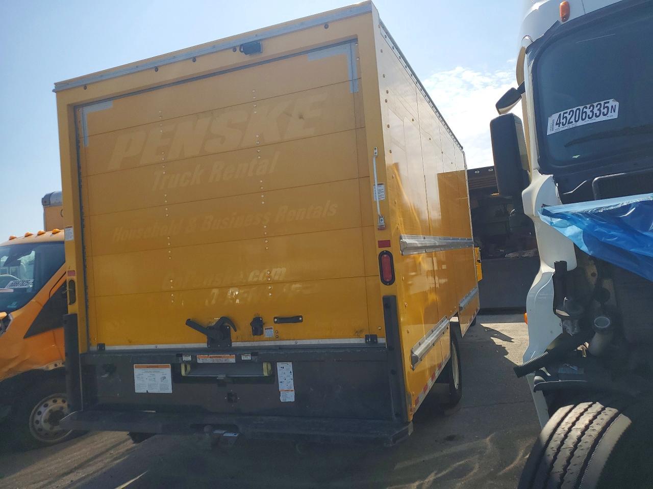 2022 Ford E350 BOX Truck