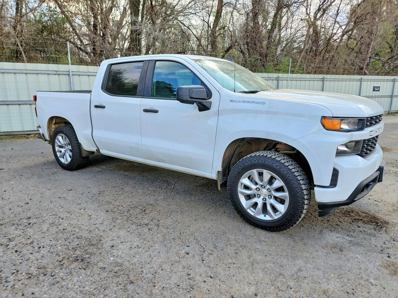 2020 Chevrolet Silverado C1500 Custom