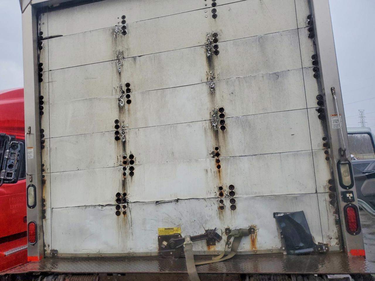 2014 Freigliner 2014 Freightliner Business Class M2 BOX Truck