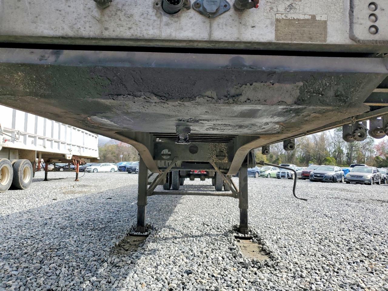 2002 Transcraft Flatbed Trailer