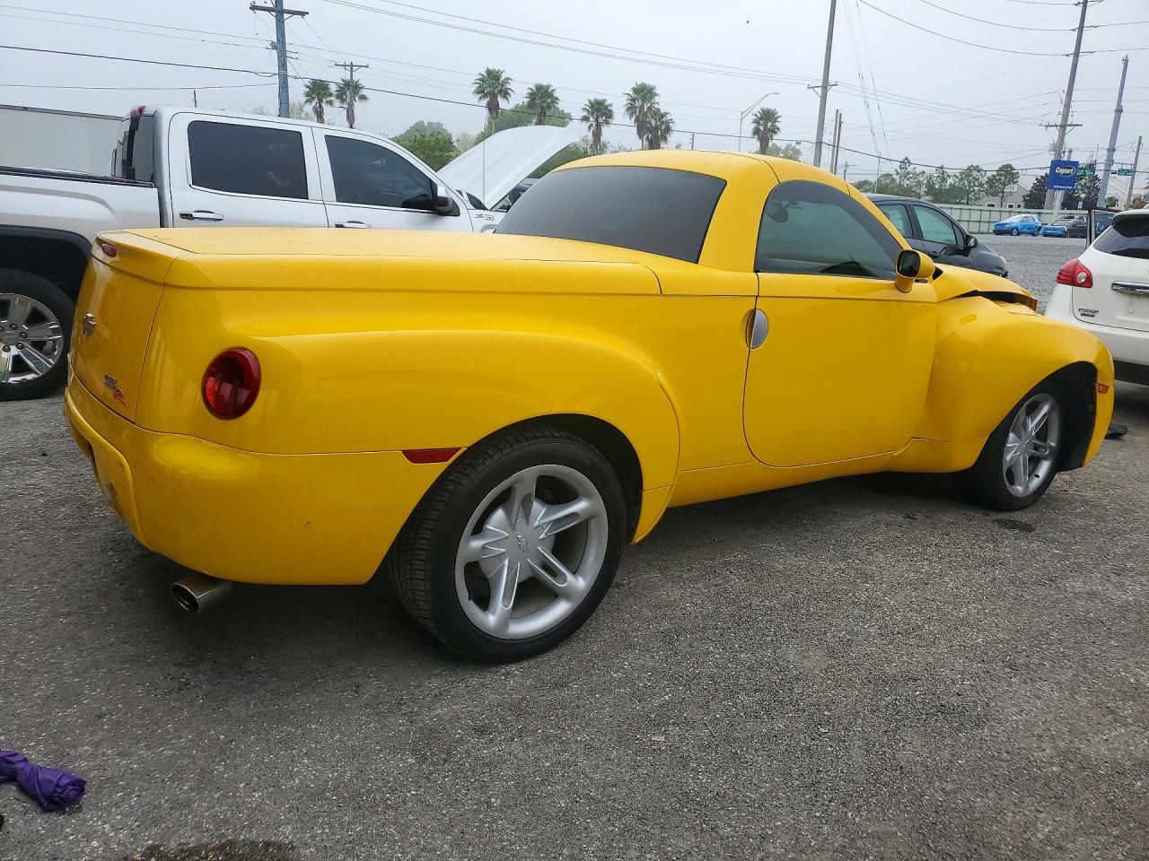 2004 Chev SSR