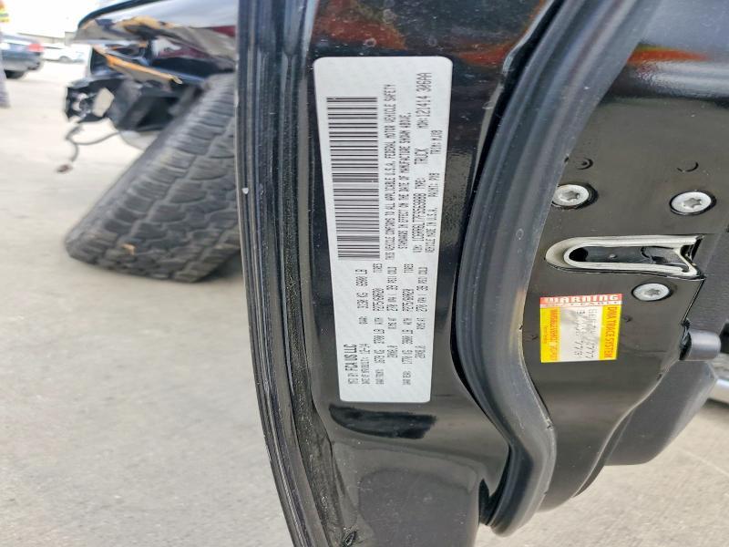 2015 Dodge RAM 1500 SLT