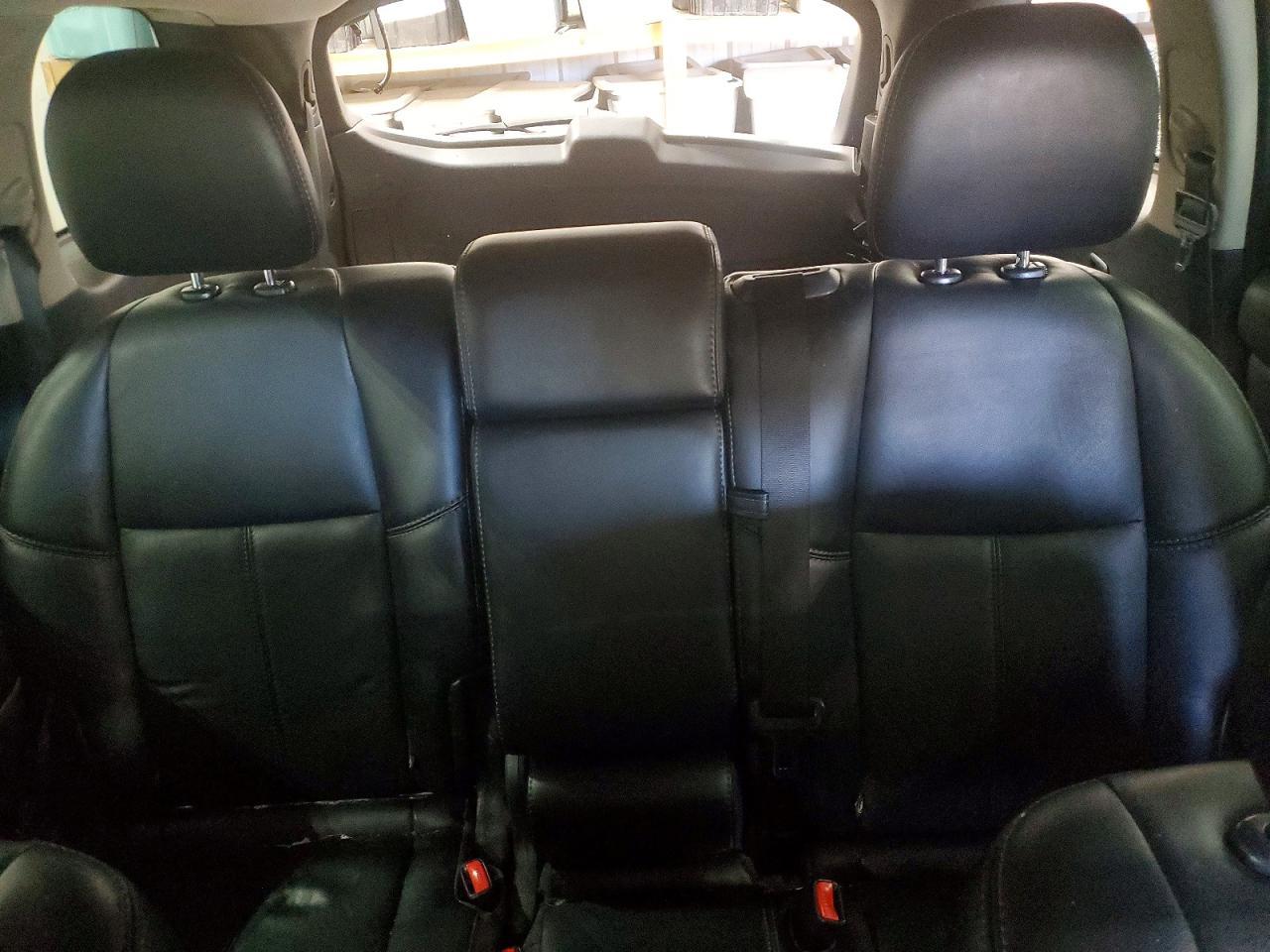 2017 Nissan Pathfinder sl