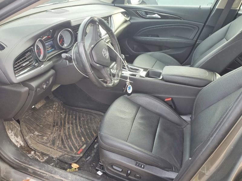2018 Buick Regal Tourx Essence