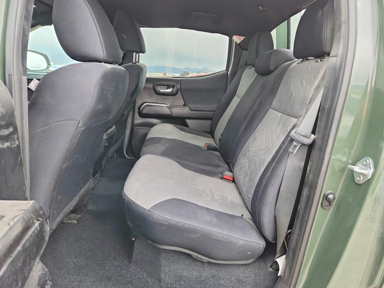 2022 Toyota Tacoma TRD OFF-Road