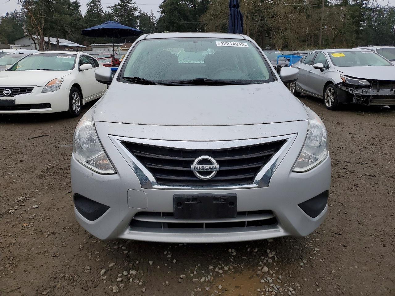 2015 Nissan Versa 1.6 sv