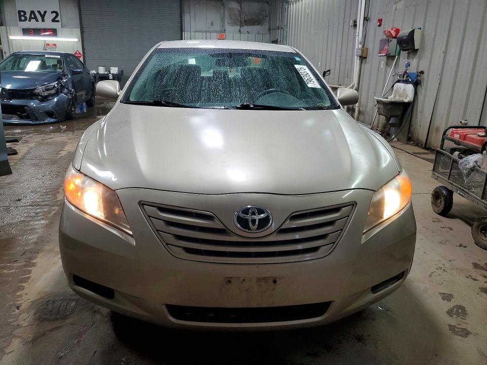 2007 Toyota Camry le