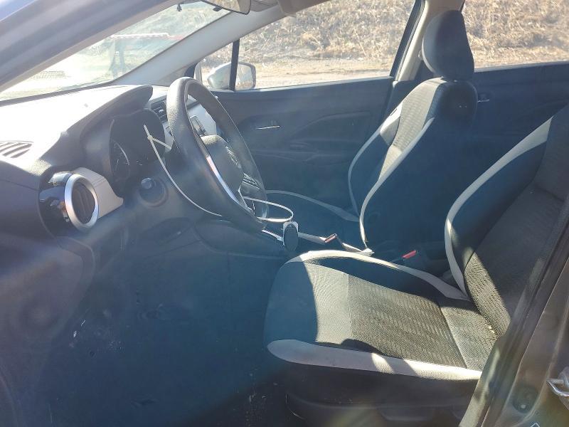 2020 Nissan Versa sv