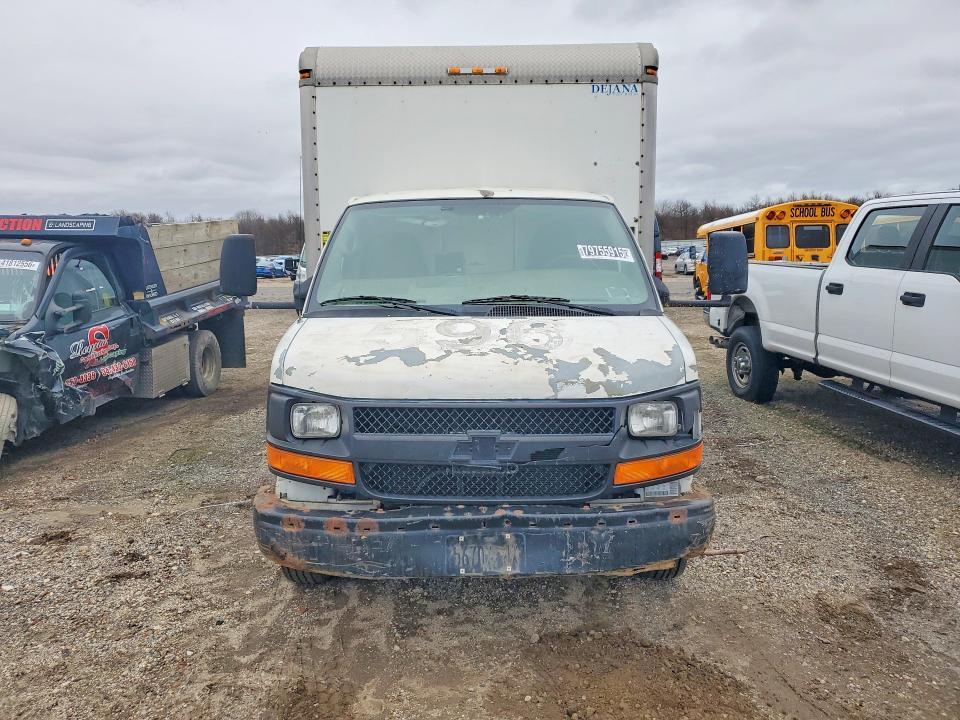 2008 Chevrolet Express BOX Truck