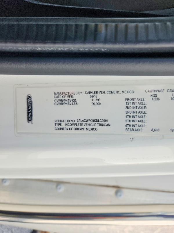 2019 Freigliner 2019 Freightliner Business Class M2 BOX Truck