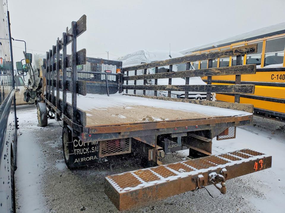 2019 Isuzu NPR XD Flatbed Truck