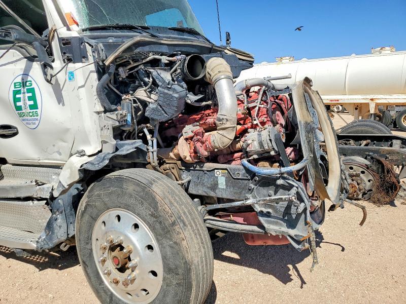 2021 Kenworth T880 Semi Truck
