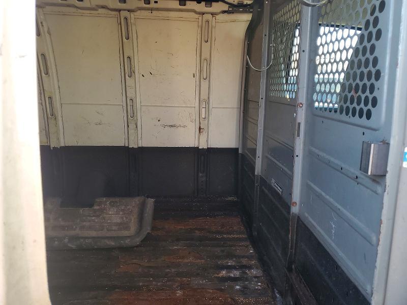 2014 Chev Rolet Express 3500 Cargo Delivery Van