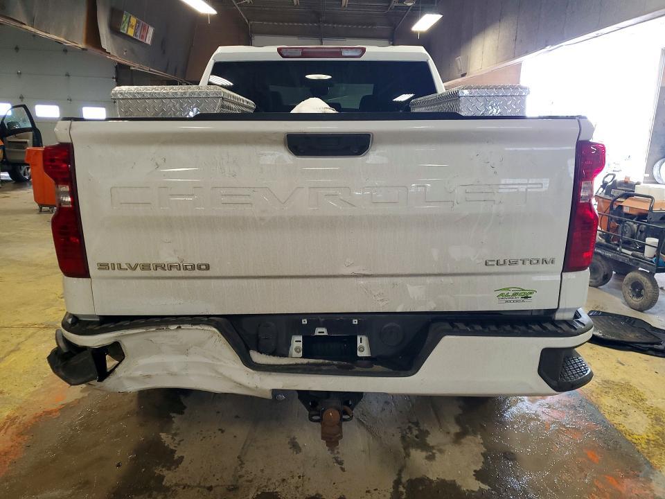 2024 Chevrolet Silverado K1500 Custom