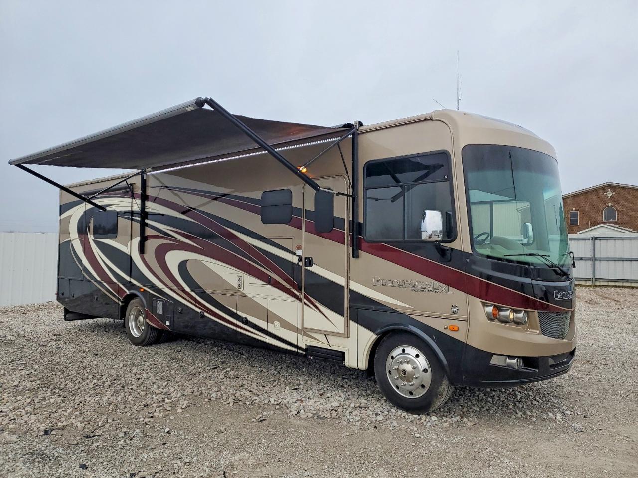 2018 Ford F53 RV