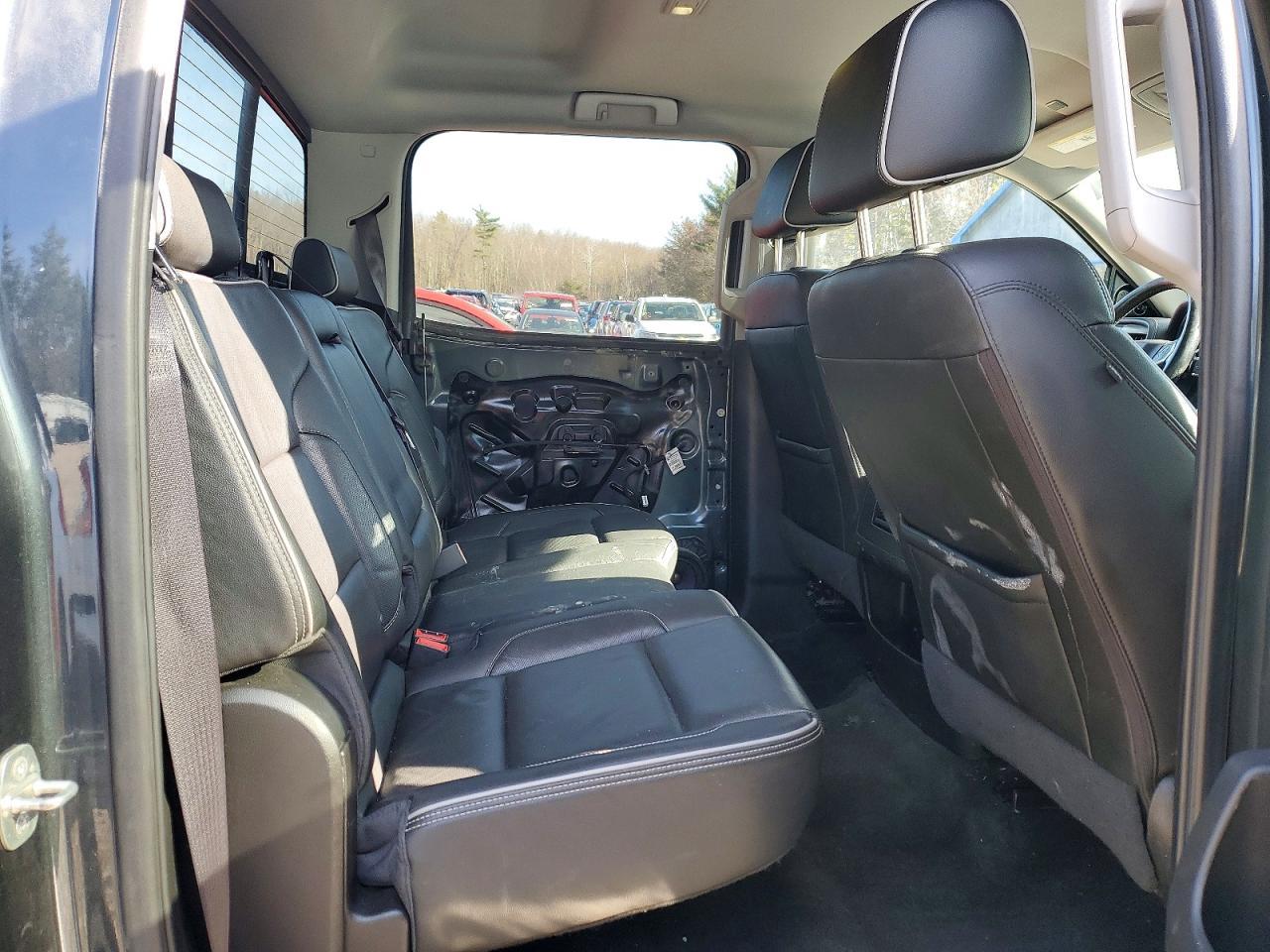 2017 Chevrolet Silverado K1500 High Country