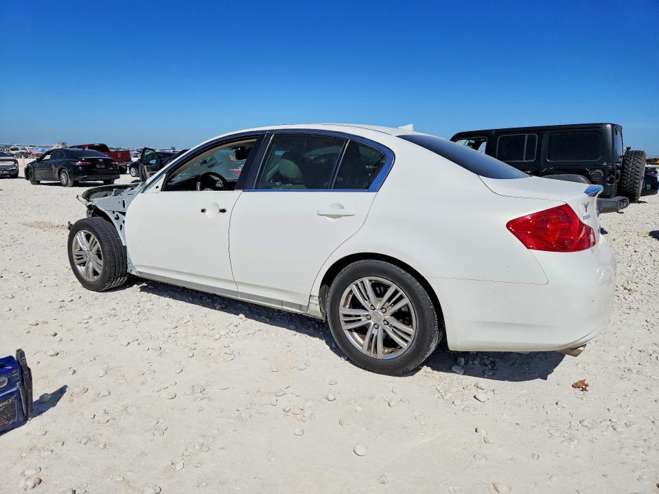 2015 Infiniti Q40 Base