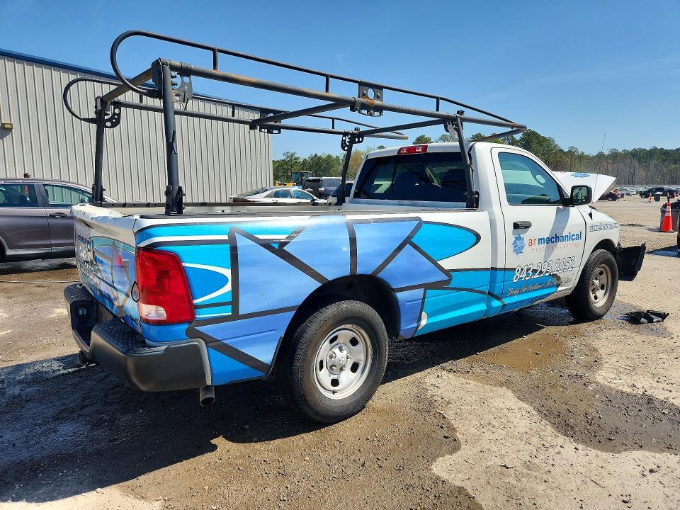 2020 Dodge RAM 1500 Classic Tradesman