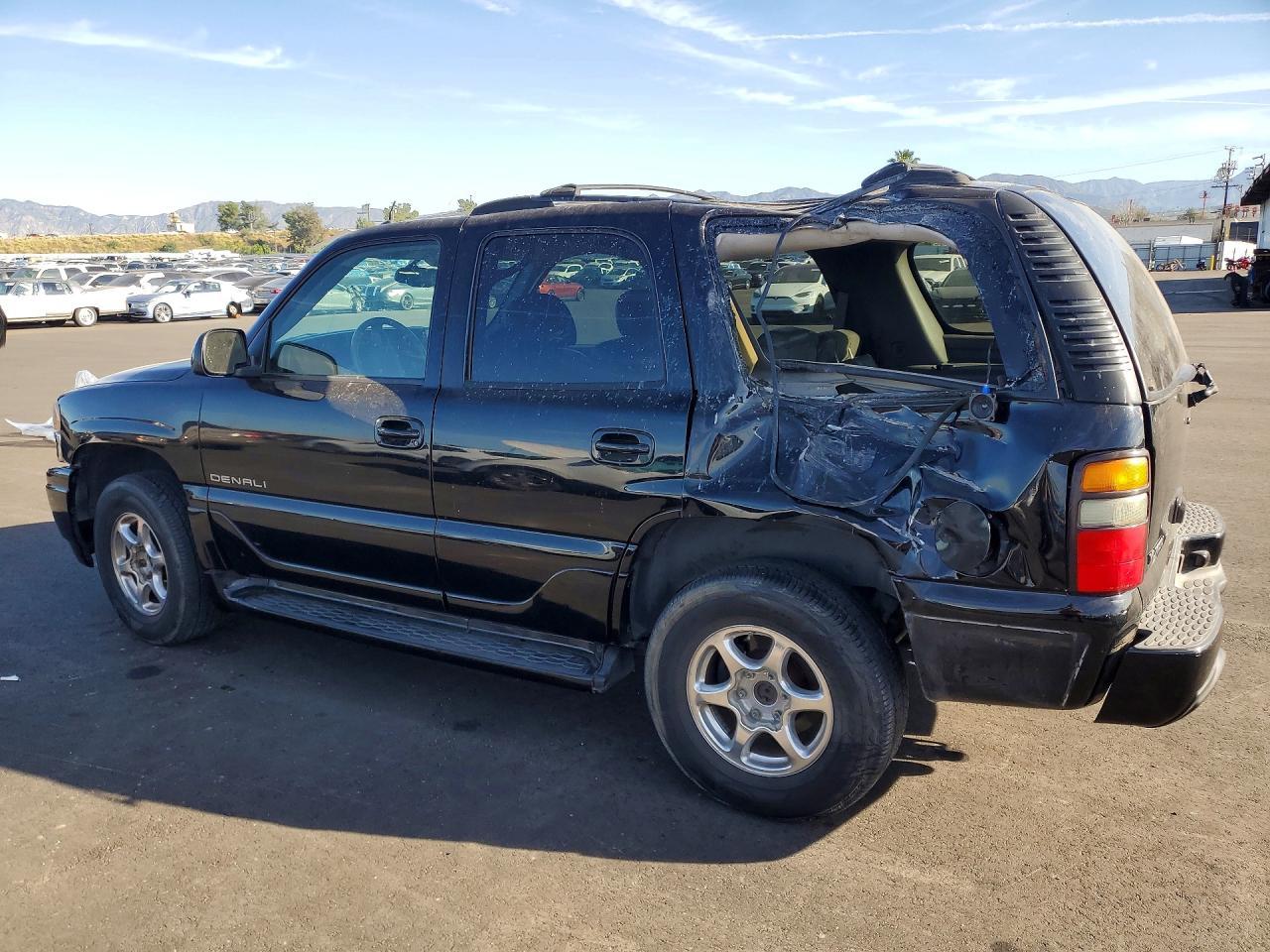 2005 GMC Yukon Denali