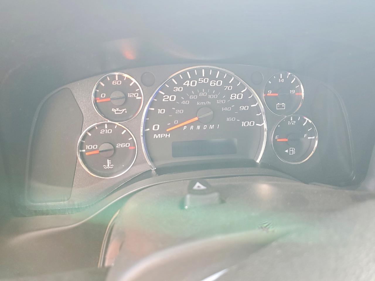 2023 GMC Savana BOX Truck