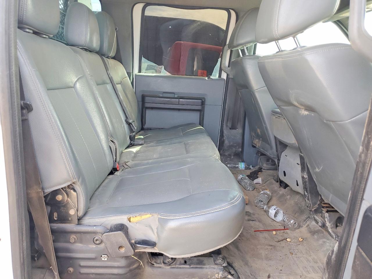 2013 Ford F350 Super Duty Flatbed Truck