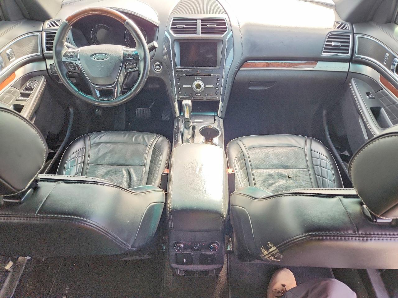 2017 Ford Explorer Platinum