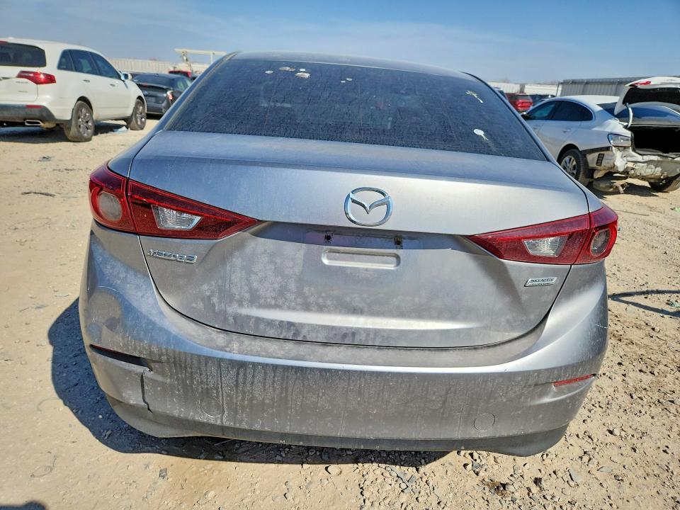 2015 Mazda 3 Sport