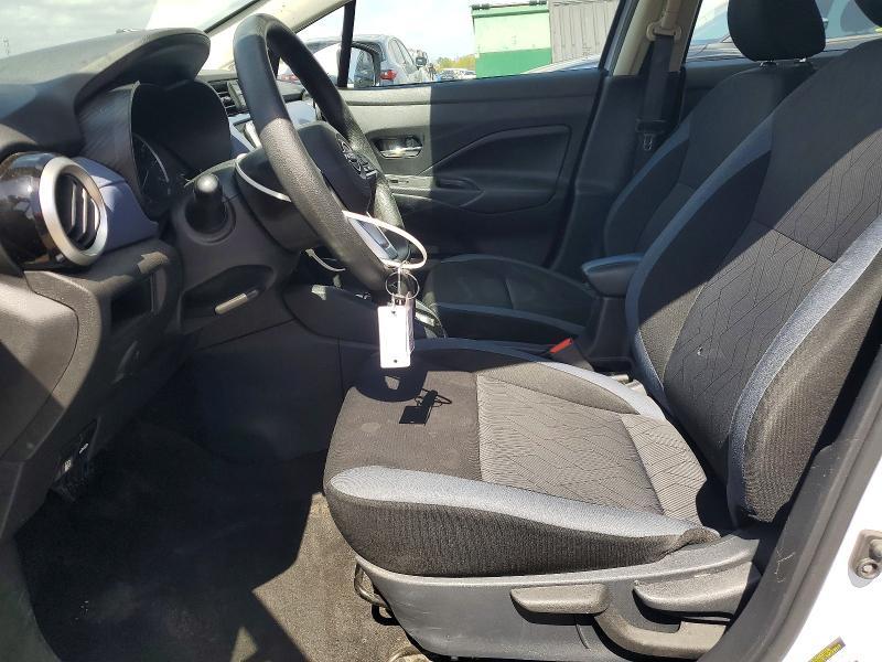 2024 Nissan Versa sv