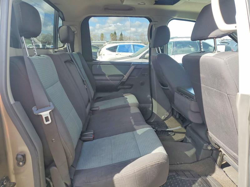 2006 Nissan Titan XE