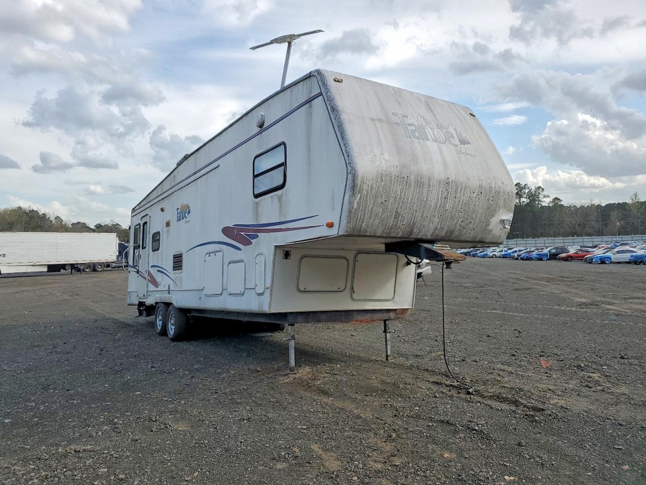 2000 Unknown 2000 Tahoe Camper