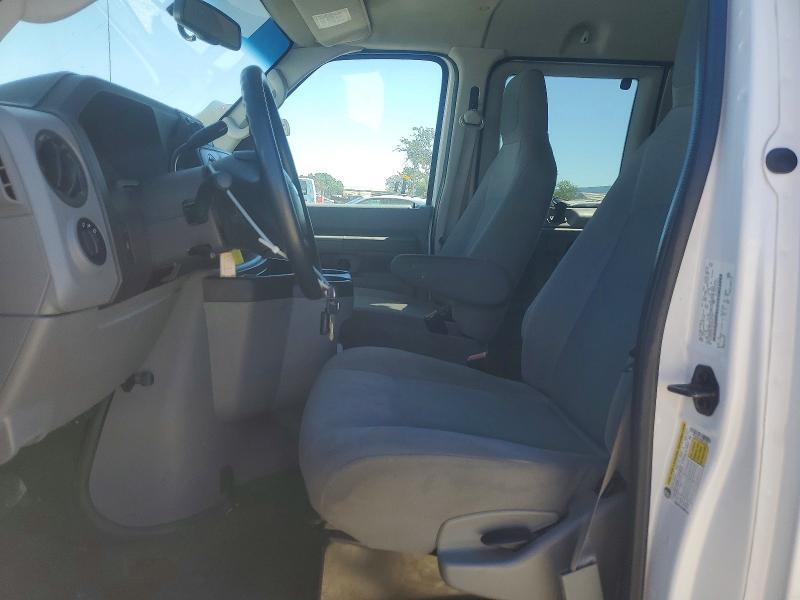 2014 Ford Econoline E350 Super Duty Wagon
